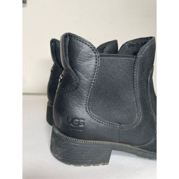 Ugg Bonham Boots - Picture 3 of 11